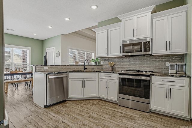 817 Gloucester Close, Jonesboro, AR 72405