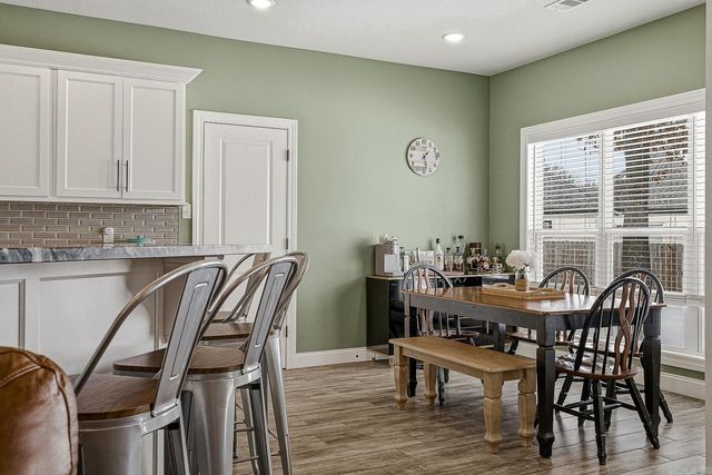 817 Gloucester Close, Jonesboro, AR 72405