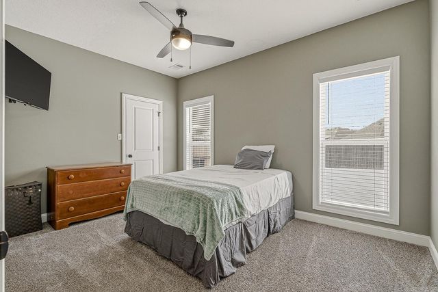 817 Gloucester Close, Jonesboro, AR 72405