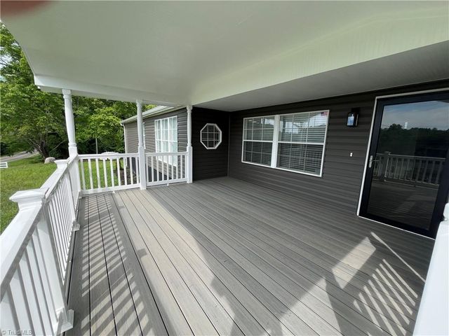 2014 Young Road, Walnut Cove, NC 27052