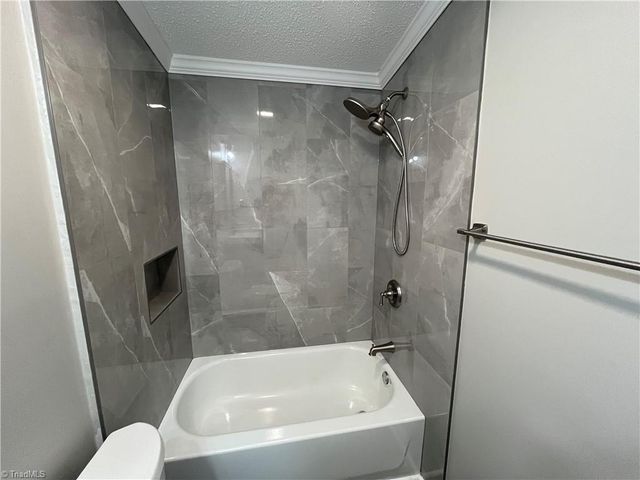 2014 Young Road, Walnut Cove, NC 27052