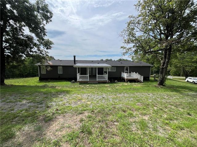 2014 Young Road, Walnut Cove, NC 27052