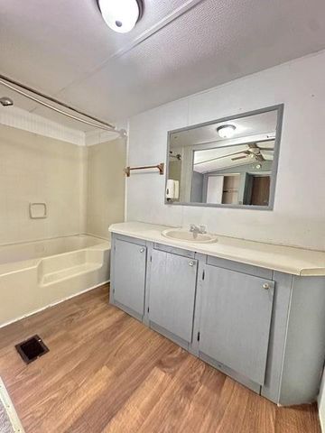 156 ROSA LEE Lane, Leesville, LA 71446