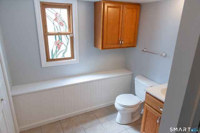 34 Center Avenue, East Haven, CT 06512