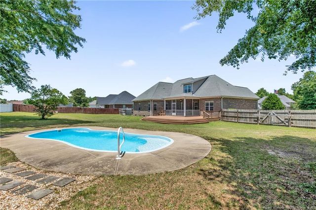 115 Hurdle Lane, Raeford, NC 28376