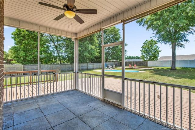 115 Hurdle Lane, Raeford, NC 28376