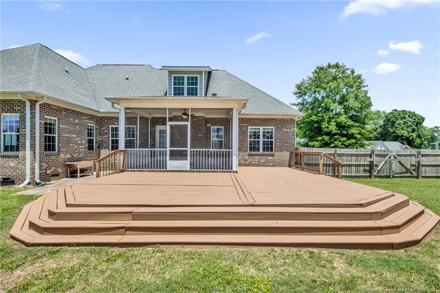 115 Hurdle Lane, Raeford, NC 28376