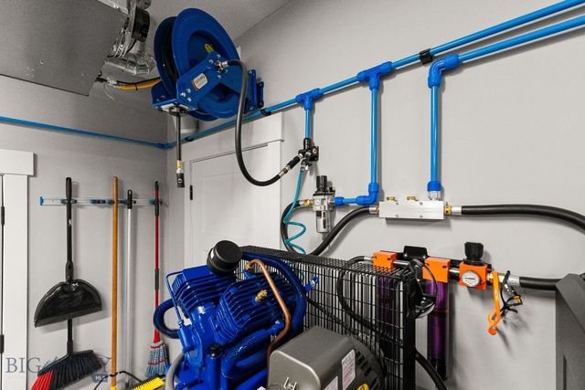 1501 Deadwood, Belgrade, MT 59714