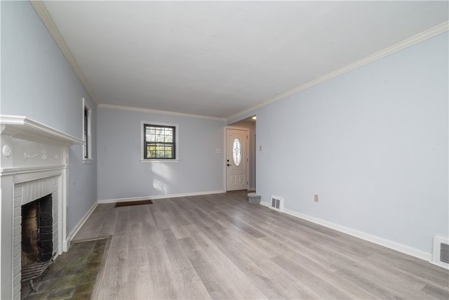 1139 Cedar, Mt Lebanon, PA 15228