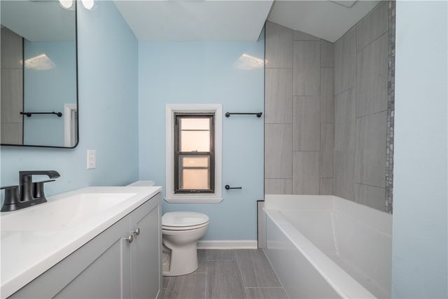 1139 Cedar, Mt Lebanon, PA 15228