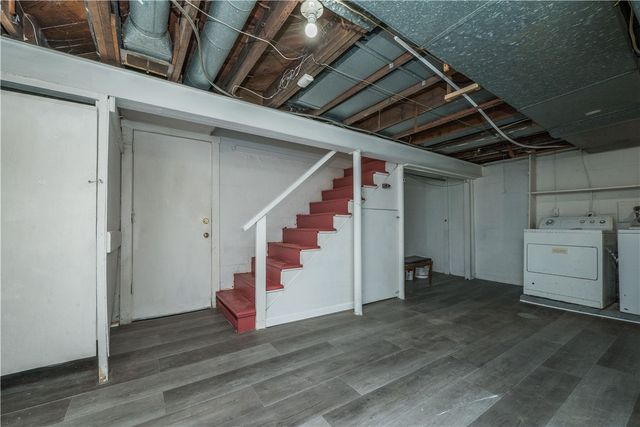 1139 Cedar, Mt Lebanon, PA 15228