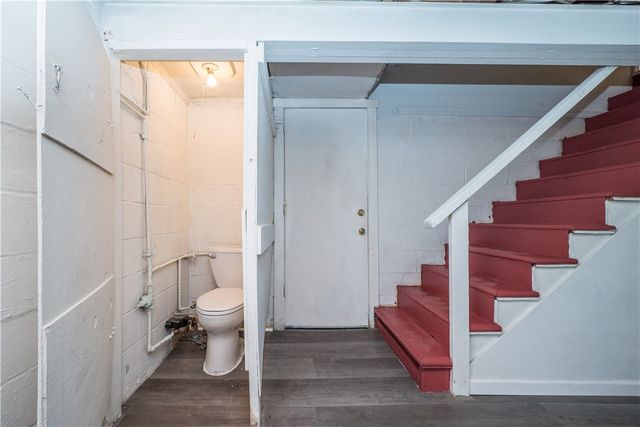 1139 Cedar, Mt Lebanon, PA 15228