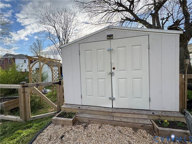 1211 Mt Erin, Richmond, VA 23231