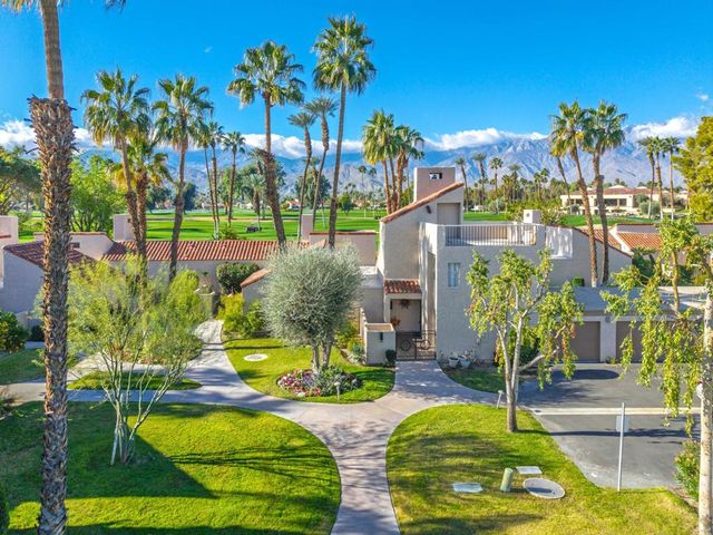 105 Racquet Club Drive S, Rancho Mirage, CA 92270