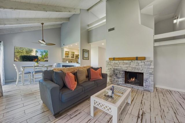 105 Racquet Club Drive S, Rancho Mirage, CA 92270