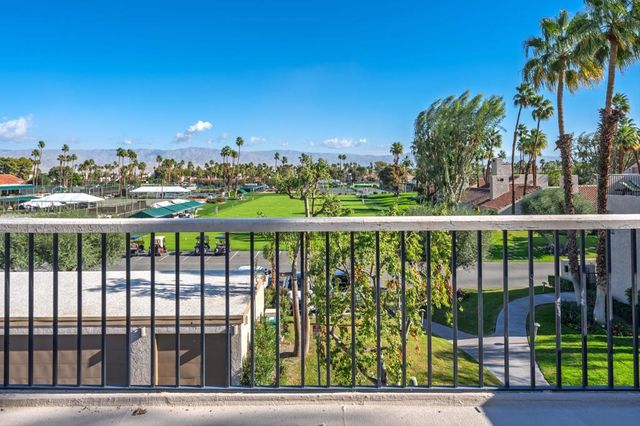 105 Racquet Club Drive S, Rancho Mirage, CA 92270