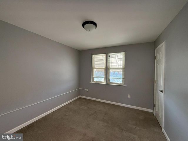 2039 GRINNALDS AVE, Baltimore, MD 21230