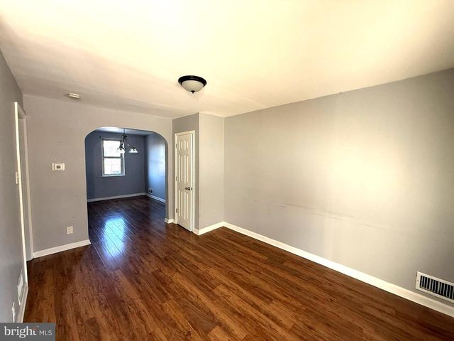 2039 GRINNALDS AVE, Baltimore, MD 21230