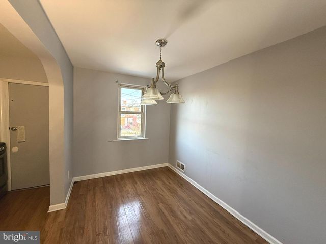 2039 GRINNALDS AVE, Baltimore, MD 21230