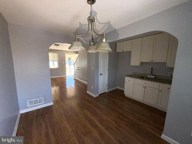 2039 GRINNALDS AVE, Baltimore, MD 21230