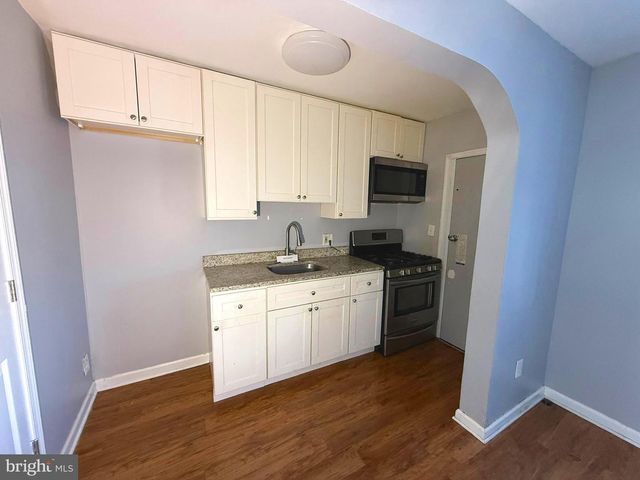 2039 GRINNALDS AVE, Baltimore, MD 21230