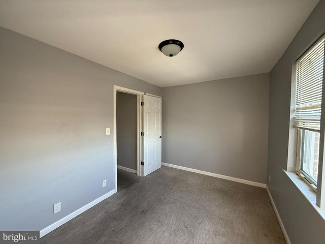 2039 GRINNALDS AVE, Baltimore, MD 21230