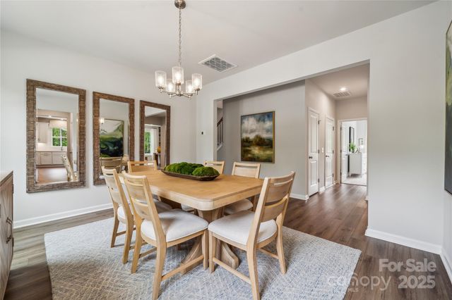 403 Alameda Way, Matthews, NC 28104