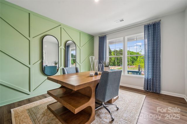 403 Alameda Way, Matthews, NC 28104