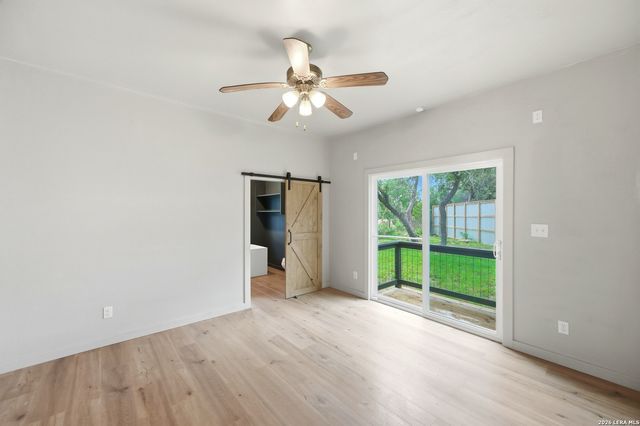 833 CANYON OAKS DR, Canyon Lake, TX 78133
