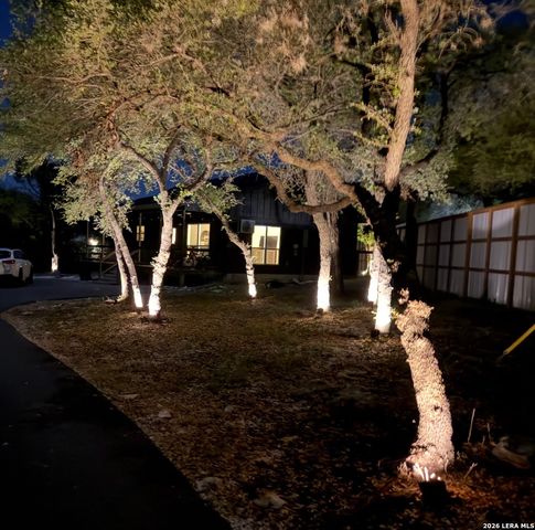 833 CANYON OAKS DR, Canyon Lake, TX 78133