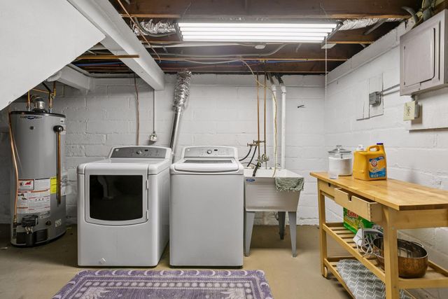 4535 Vincent Avenue N, Minneapolis, MN 55412