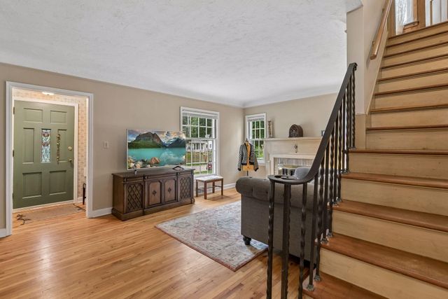 4535 Vincent Avenue N, Minneapolis, MN 55412