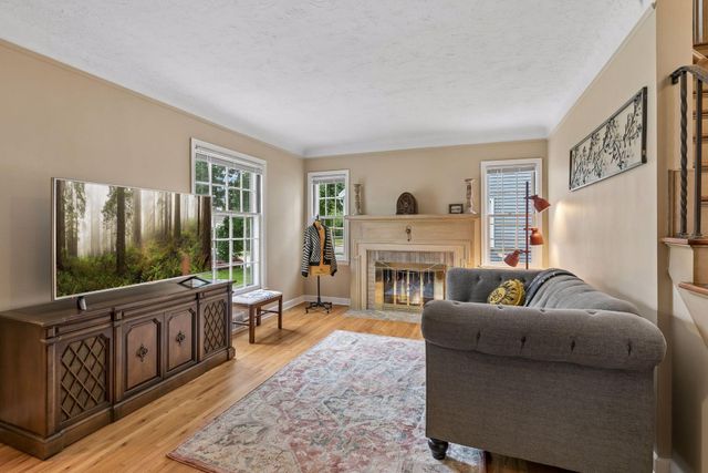 4535 Vincent Avenue N, Minneapolis, MN 55412