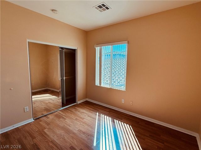 10491 MINERS GULCH Avenue, Las Vegas, NV 89135