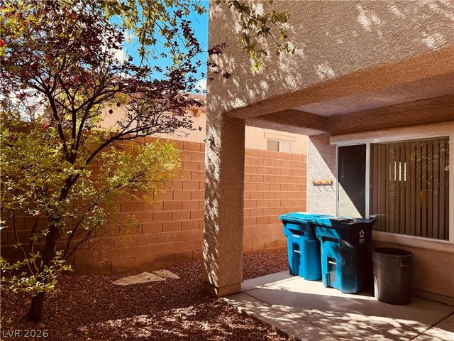 10491 MINERS GULCH Avenue, Las Vegas, NV 89135