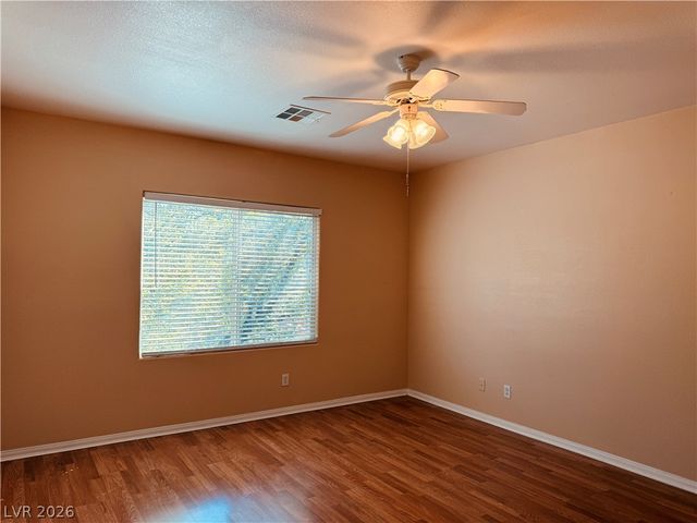 10491 MINERS GULCH Avenue, Las Vegas, NV 89135