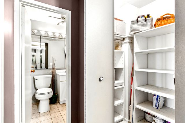 400 E Randolph Street 1223, Chicago, IL 60601