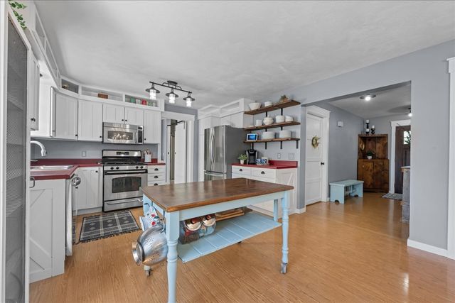 9N424 Tamara Drive, Elgin, IL 60124