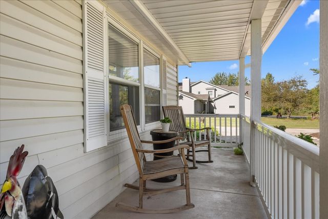 9N424 Tamara Drive, Elgin, IL 60124
