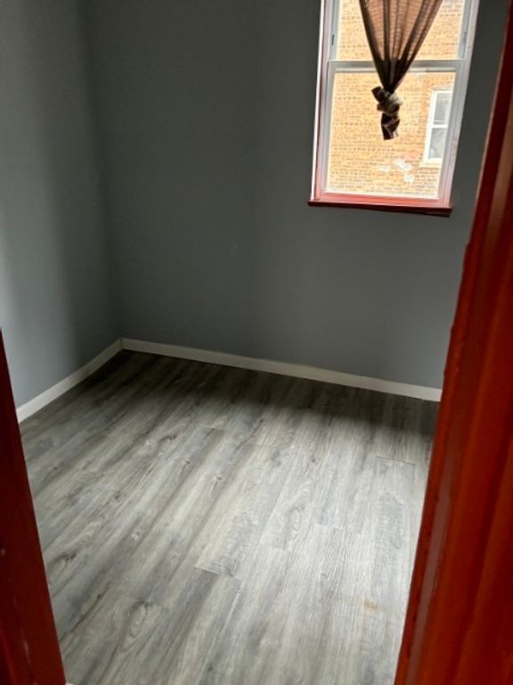 10636 S Avenue M, Chicago, IL 60617 — photo 3