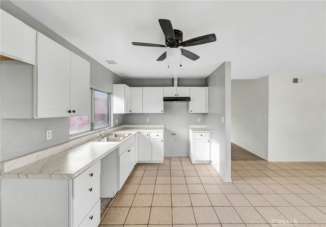 2820 E Avenue S S, Palmdale, CA 93550