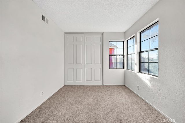 2820 E Avenue S S, Palmdale, CA 93550