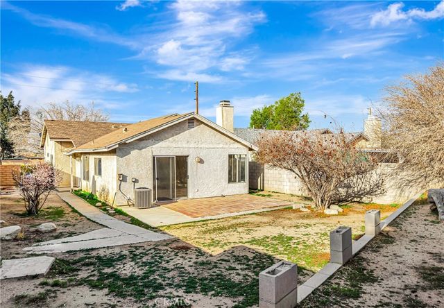 2820 E Avenue S S, Palmdale, CA 93550