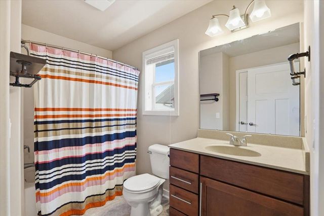 7162 Belle Fontaine Boulevard, Middleton, WI 53562