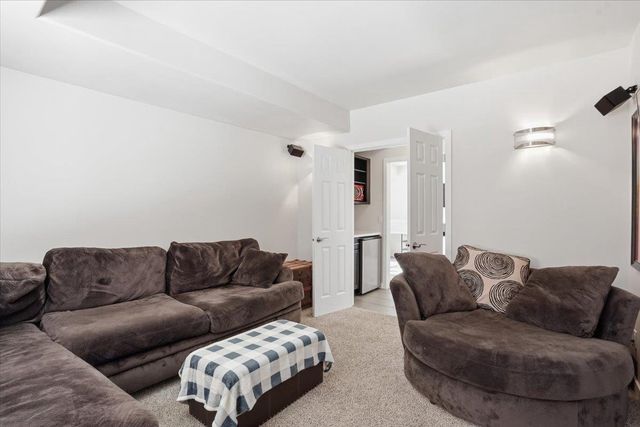 7162 Belle Fontaine Boulevard, Middleton, WI 53562