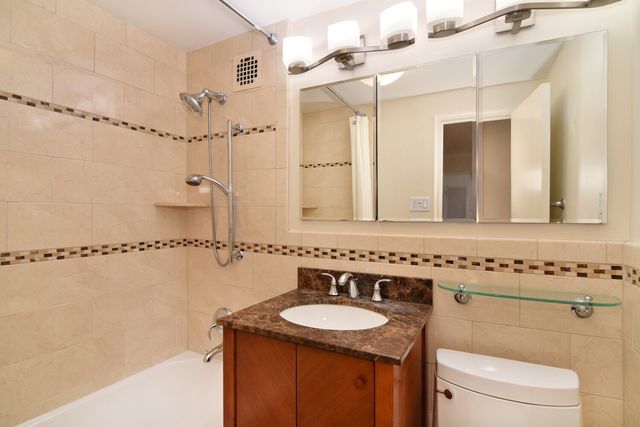 750 KAPPOCK Street # 807, New York City, NY 10463