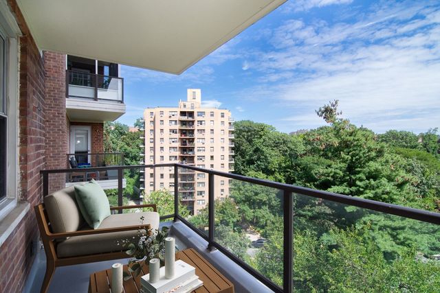 750 KAPPOCK Street # 807, New York City, NY 10463