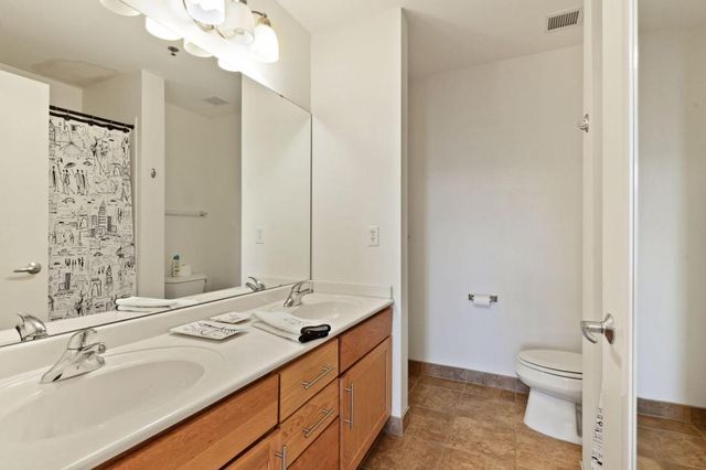 929 Portland Ave 1203, Minneapolis, MN 55404