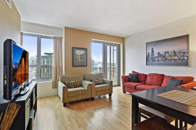 929 Portland Ave 1203, Minneapolis, MN 55404