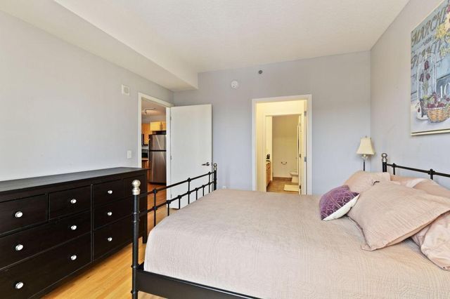 929 Portland Ave 1203, Minneapolis, MN 55404